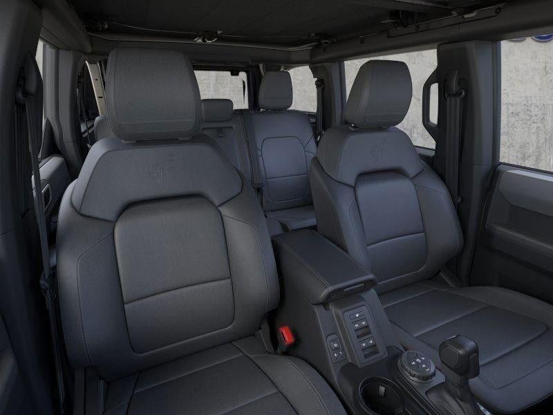 2025 Ford Bronco - Image 10