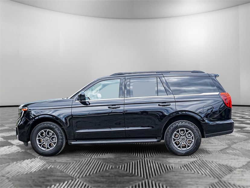 2025 Ford Expedition - Image 5