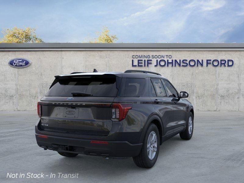 2026 Ford Explorer - Image 9