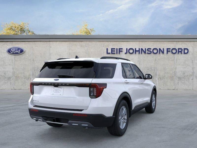 2026 Ford Explorer - Image 8