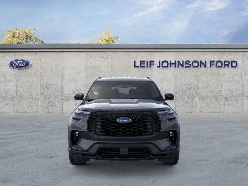 2026 Ford Explorer - Image 6