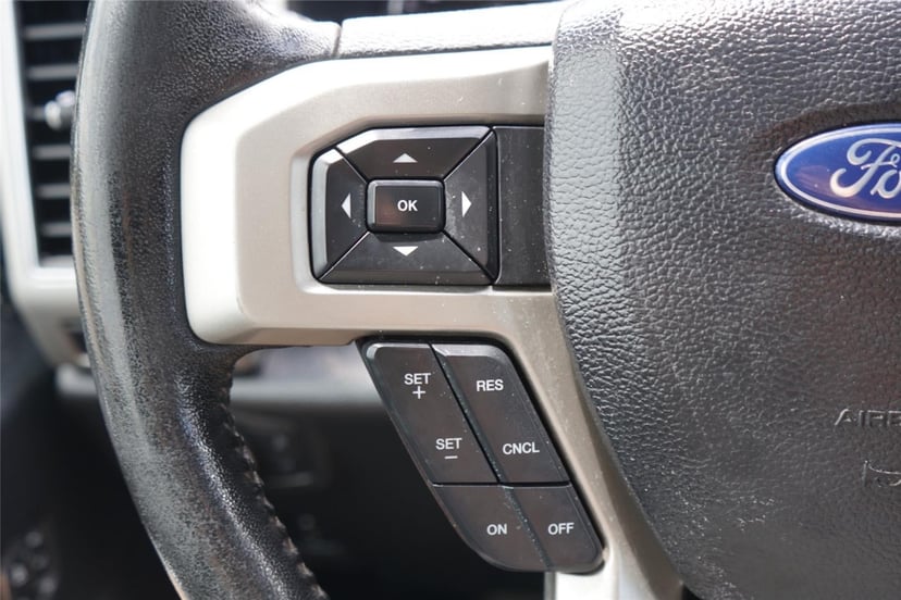 2020 Ford Super Duty F-350 - Image 17