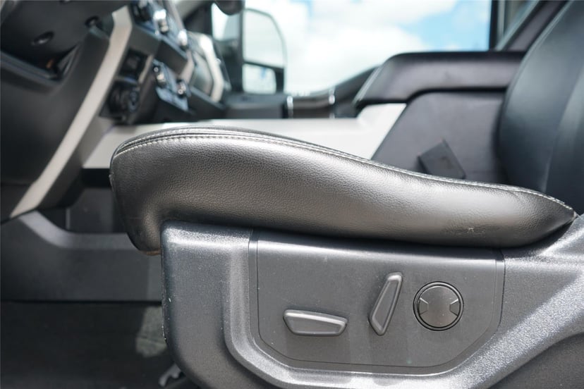 2020 Ford Super Duty F-350 - Image 21