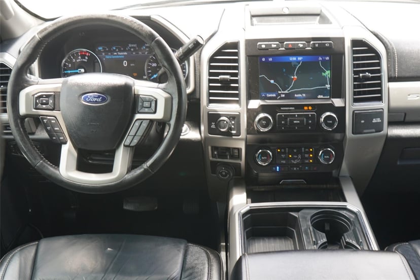 2020 Ford Super Duty F-350 - Image 25