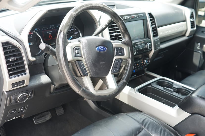 2020 Ford Super Duty F-350 - Image 9