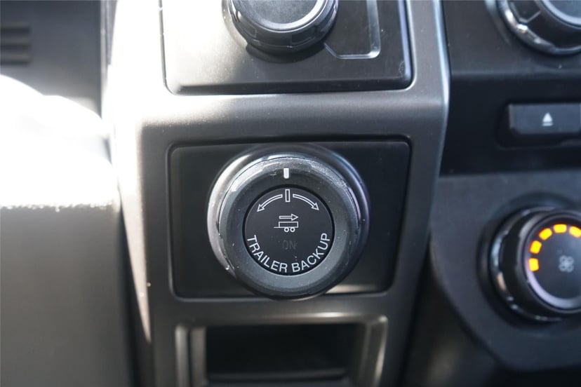 2017 Ford F-150 - Image 13
