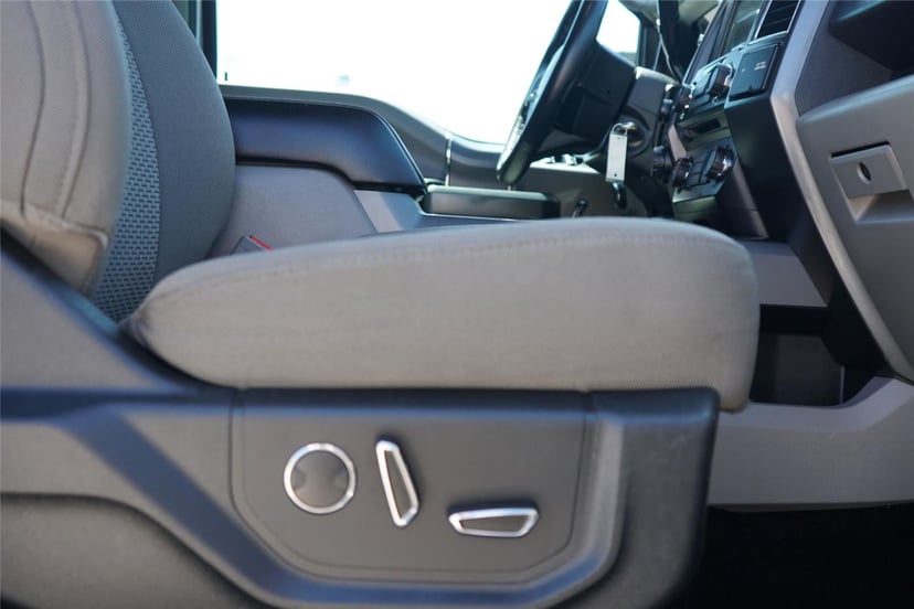 2017 Ford F-150 - Image 28