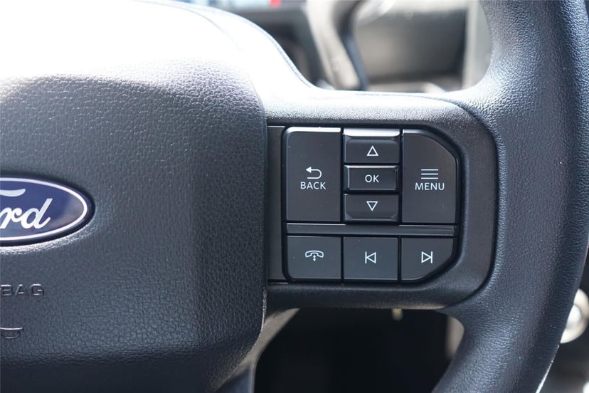 2025 Ford F-150 - Image 16