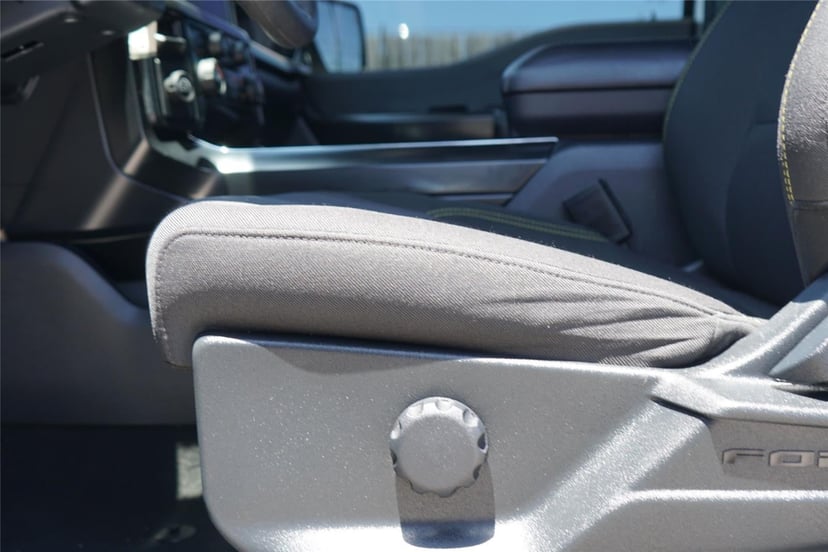 2025 Ford F-150 - Image 21