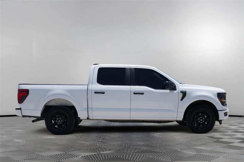 2025 Ford F-150 - Image 4