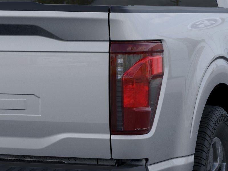 2025 Ford F-150 - Image 21