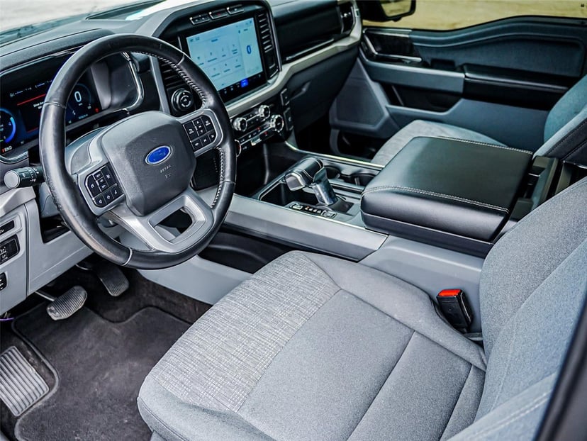 2022 Ford F-150 Lightning - Image 7