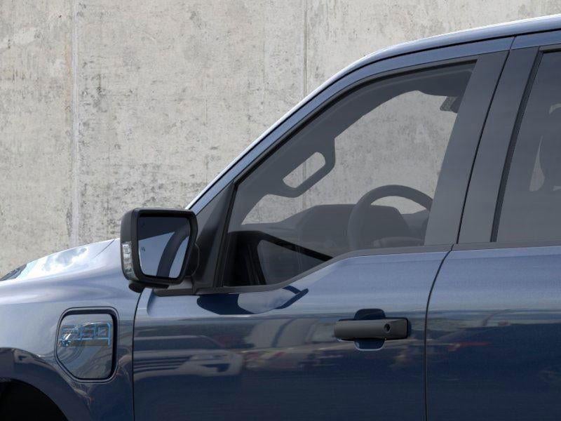 2025 Ford F-150 Lightning - Image 20