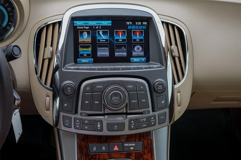 2012 Buick LaCrosse - Image 13