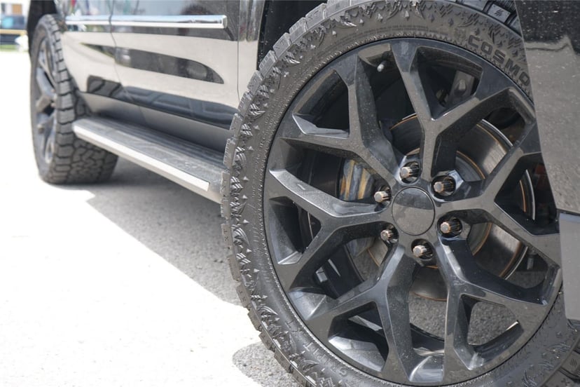 2023 Chevrolet Tahoe - Image 2