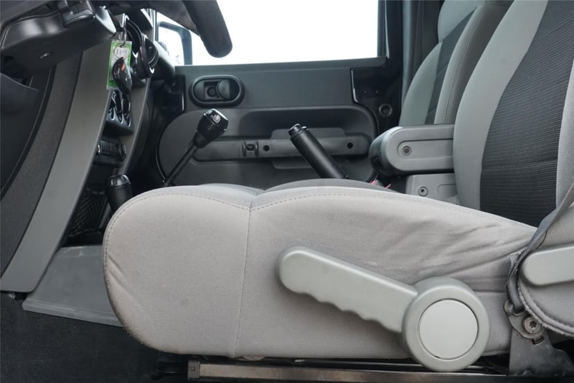 2010 Jeep Wrangler Unlimited - Image 24