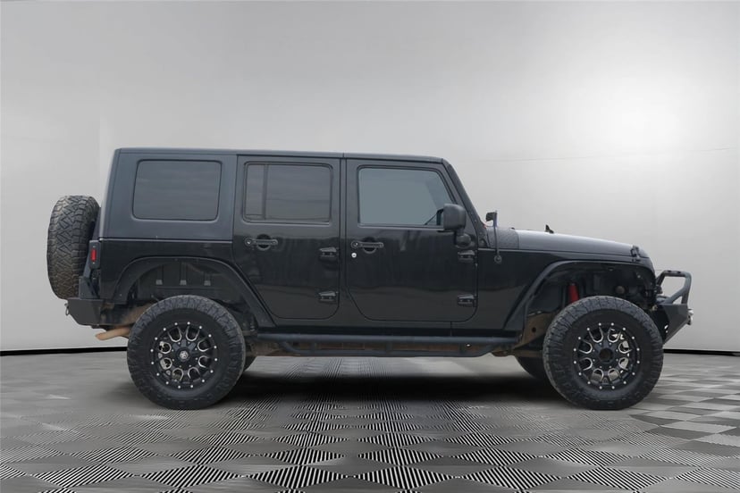 2010 Jeep Wrangler Unlimited - Image 4