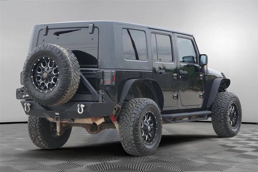 2010 Jeep Wrangler Unlimited - Image 5