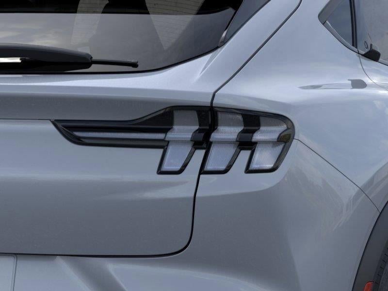 2026 Ford Mustang Mach-E - Image 21
