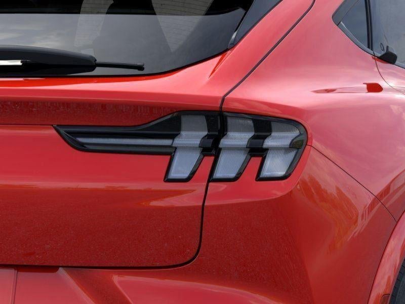 2026 Ford Mustang Mach-E - Image 21