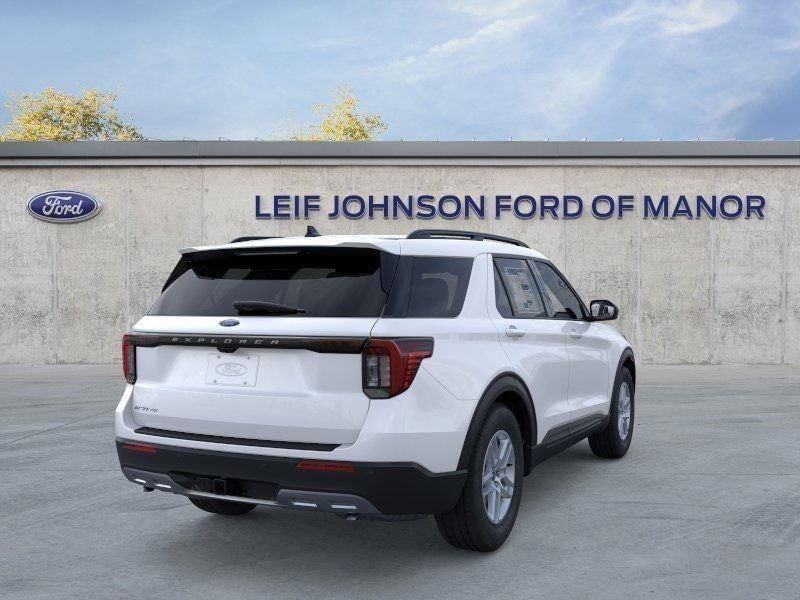 2026 Ford Explorer - Image 8