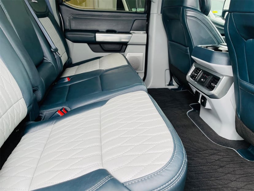 2024 Ford Super Duty F-350 - Image 25