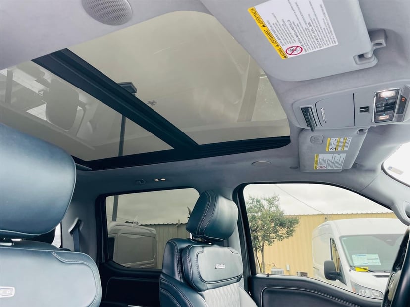 2024 Ford Super Duty F-350 - Image 30