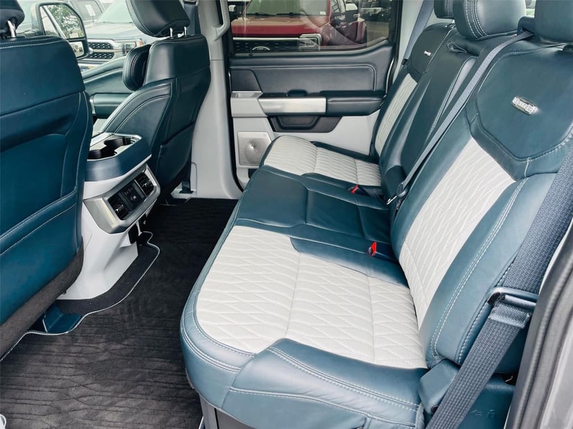 2024 Ford Super Duty F-350 - Image 31