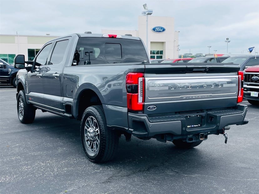 2024 Ford Super Duty F-350 - Image 5