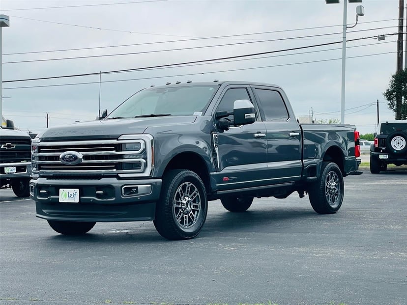 2024 Ford Super Duty F-350 - Image 7