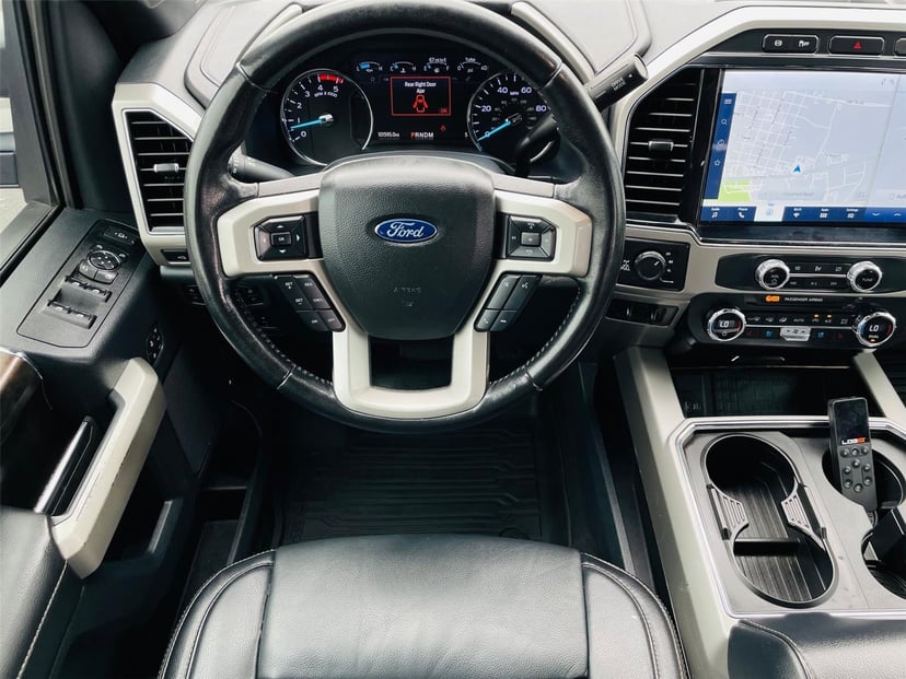 2022 Ford Super Duty F-350 - Image 27
