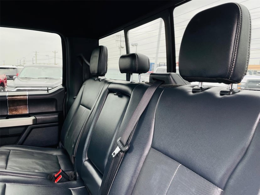 2022 Ford Super Duty F-350 - Image 31