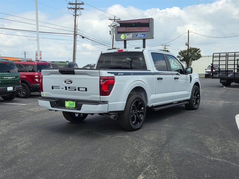 2025 Ford F-150 - Image 5