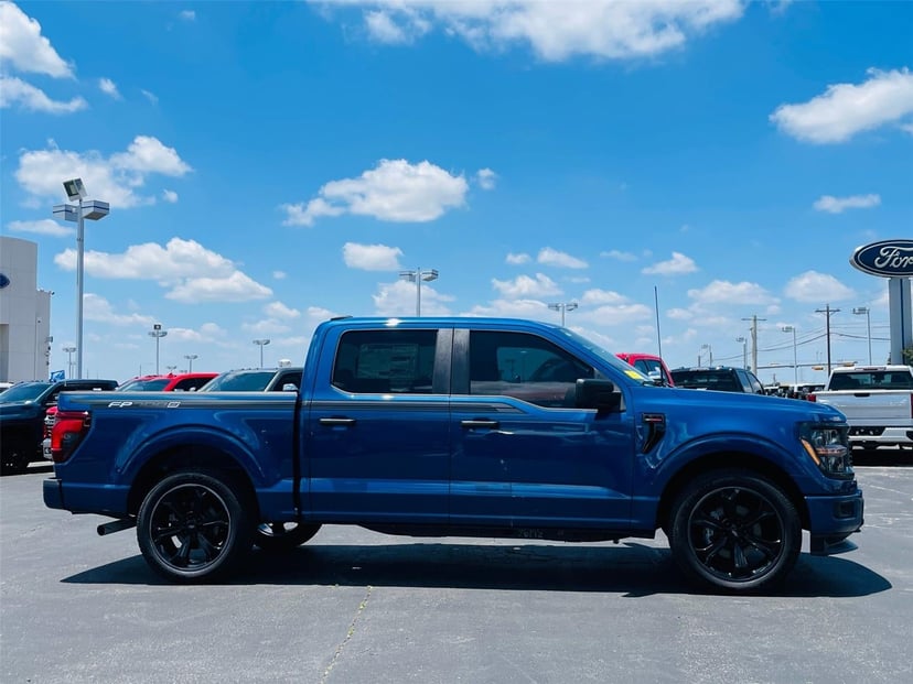 2025 Ford F-150 - Image 3