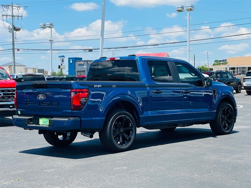 2025 Ford F-150 - Image 4