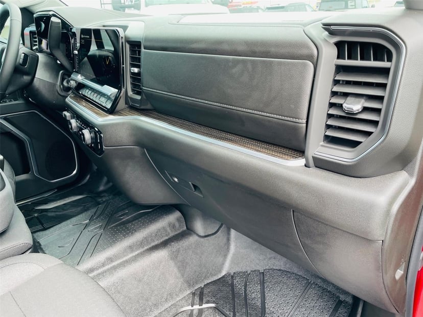 2026 Chevrolet Silverado 1500 - Image 21