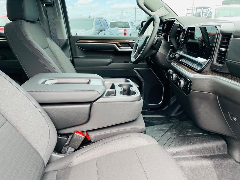 2026 Chevrolet Silverado 1500 - Image 22