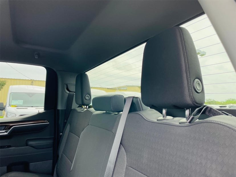 2026 Chevrolet Silverado 1500 - Image 30