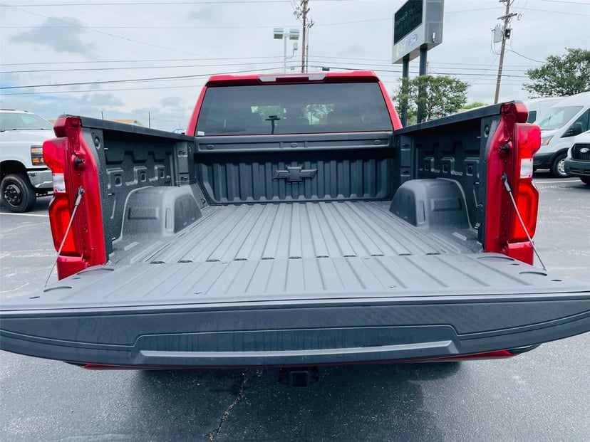 2026 Chevrolet Silverado 1500 - Image 34