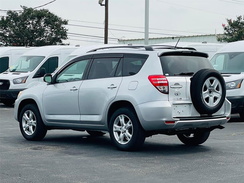 2011 Toyota RAV4 - Image 5