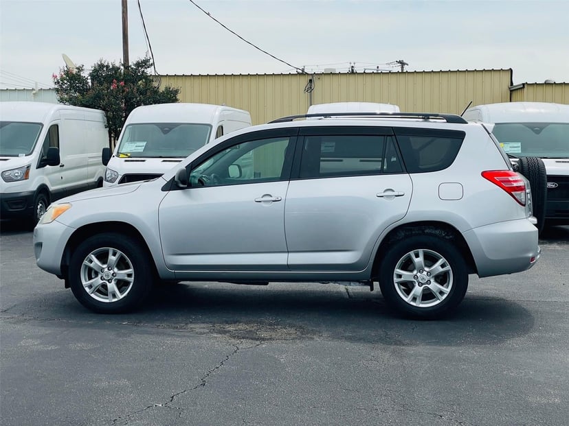 2011 Toyota RAV4 - Image 6
