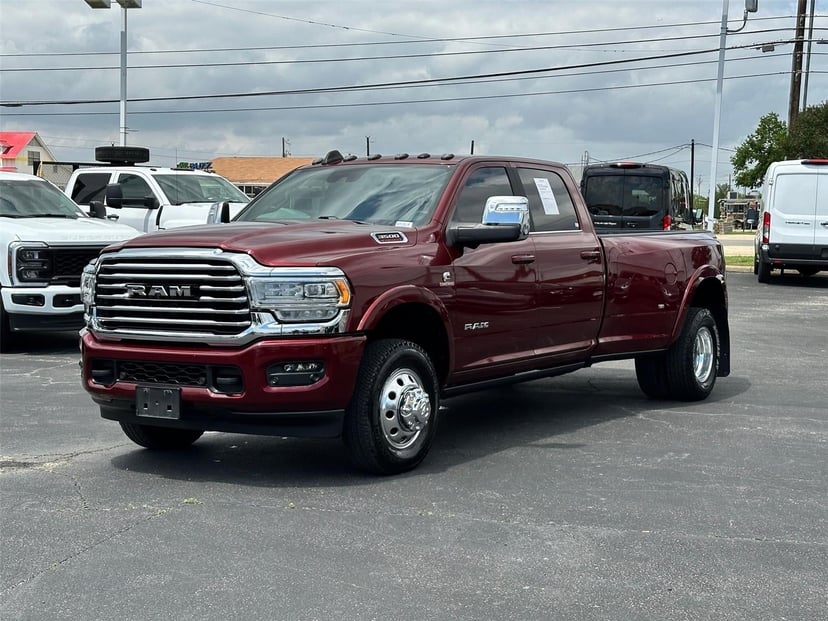 2024 RAM 3500 - Image 7