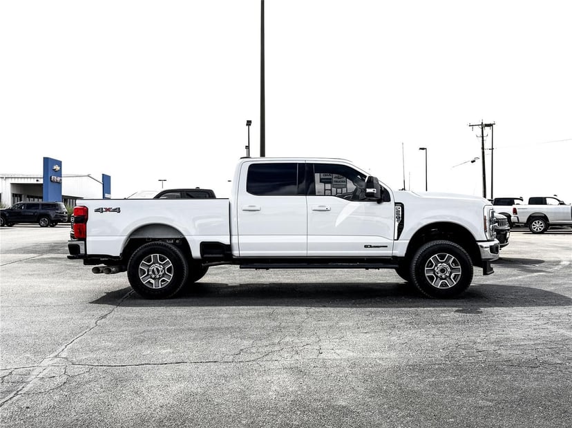 2024 Ford F-250 - Image 3