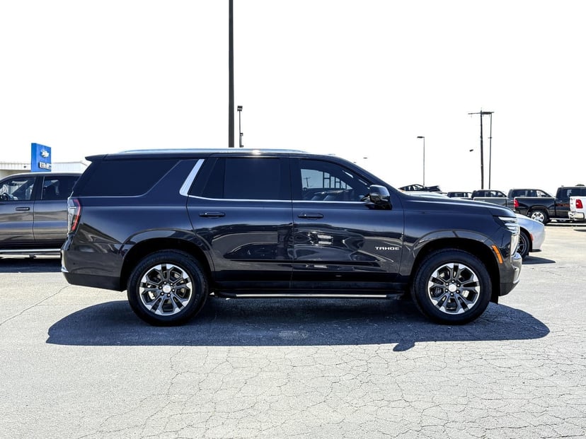 2025 Chevrolet Tahoe - Image 7