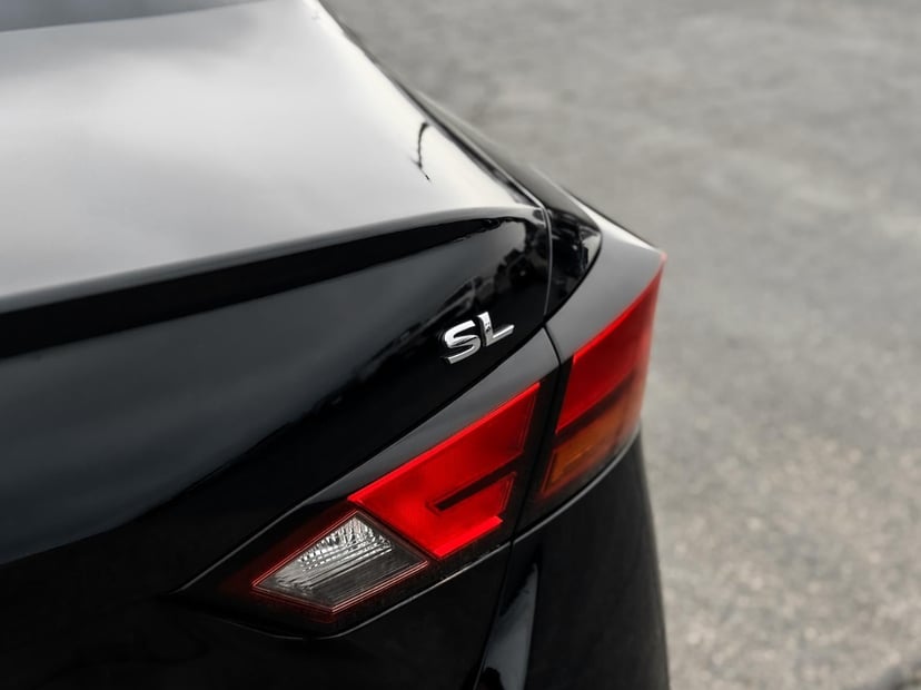 2020 Nissan Altima - Image 13