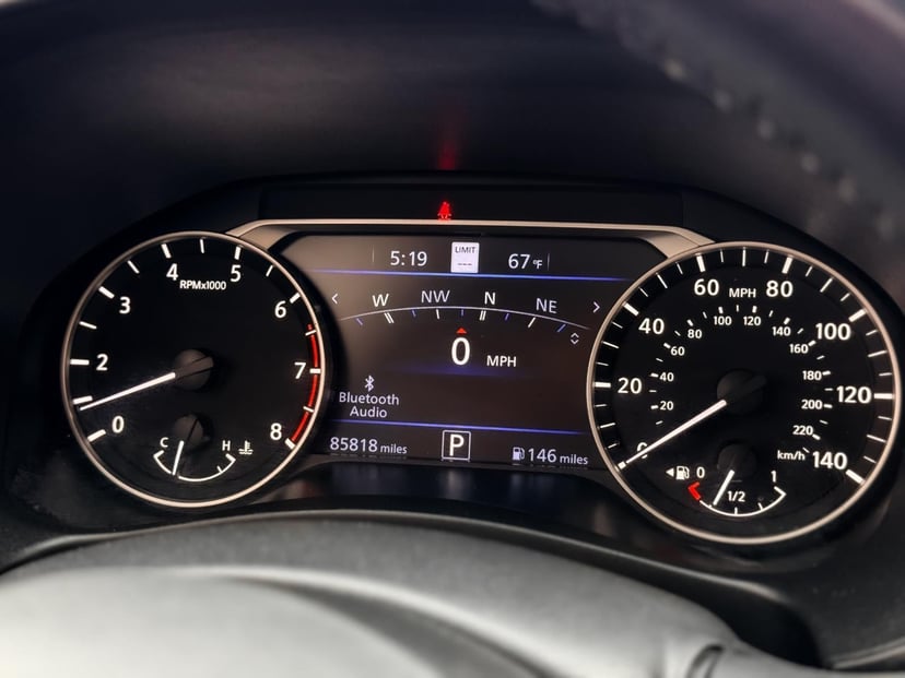 2020 Nissan Altima - Image 21