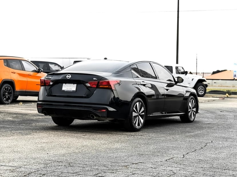 2020 Nissan Altima - Image 6