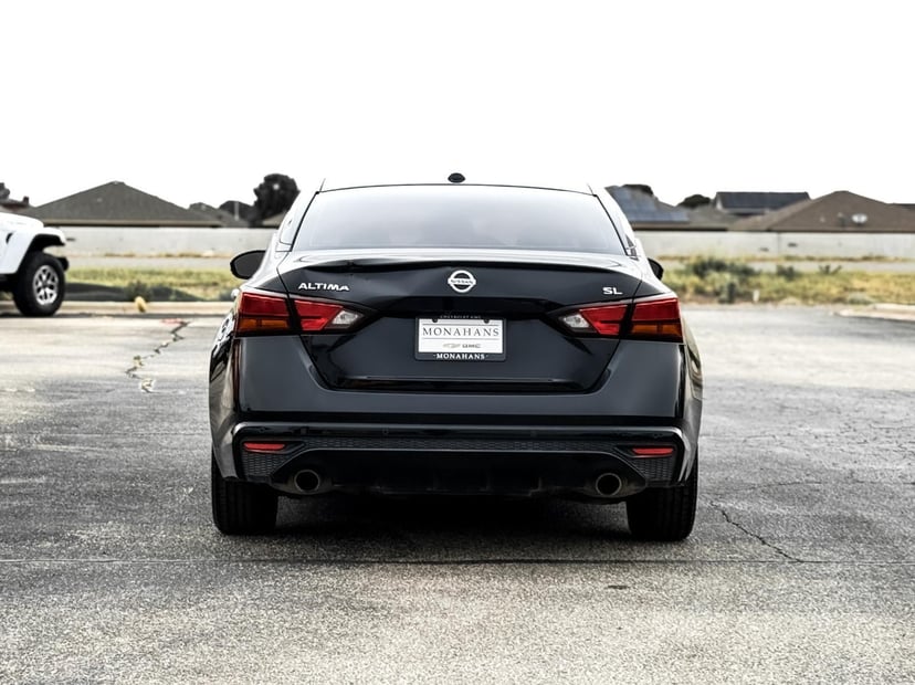 2020 Nissan Altima - Image 7