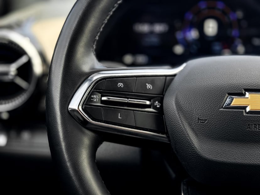 2025 Chevrolet Equinox - Image 12