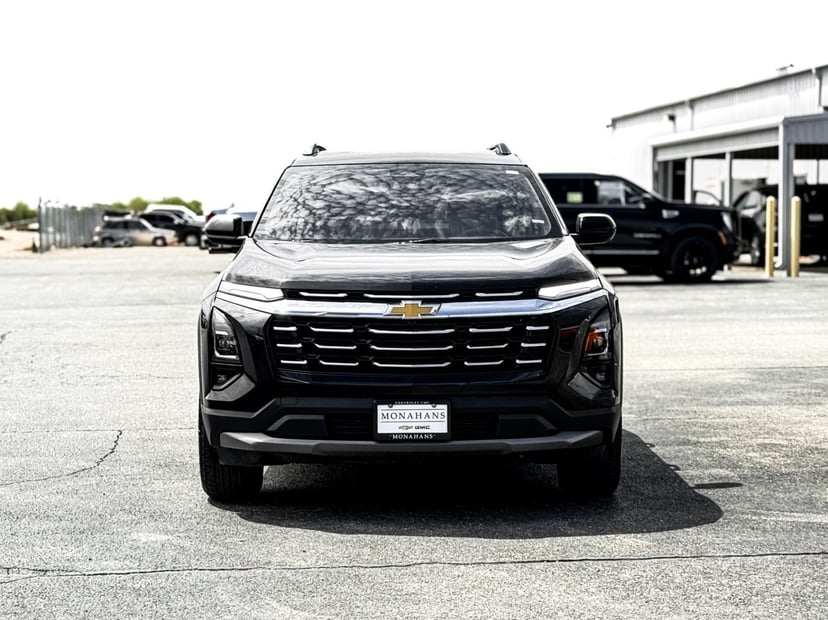 2025 Chevrolet Equinox - Image 3